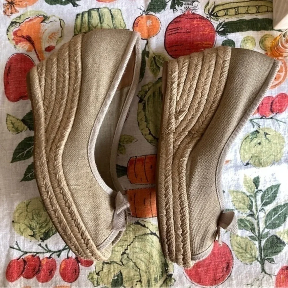 Tory Burch Jackie beige peeptoe wedges size 9B - Picture 7 of 16